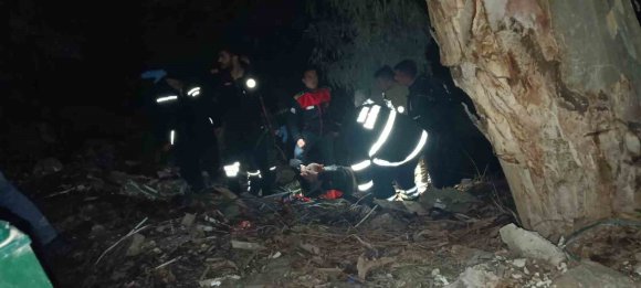 DEFNE’DE SU KANALINA DÜŞEN ŞAHIS YARALANDI