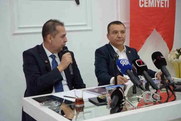 RIZA PERÇİN: "ANTALYASPOR İÇİN BİRAZ DİLENCİ OLDUK, 35 MİLYON DOLAR’DAN FAZLA BORÇ VAR"