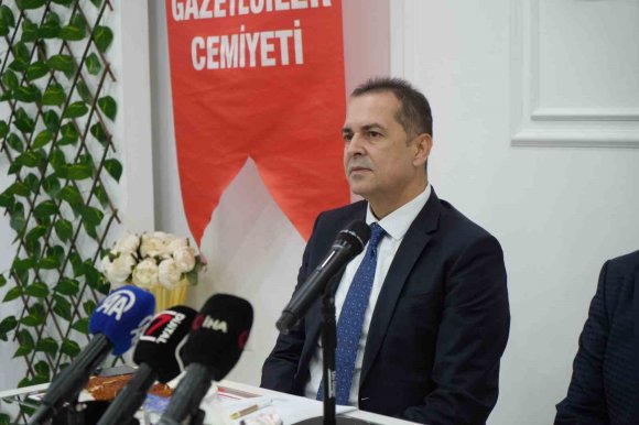 RIZA PERÇİN: "ANTALYASPOR İÇİN BİRAZ DİLENCİ OLDUK, 35 MİLYON DOLAR’DAN FAZLA BORÇ VAR"