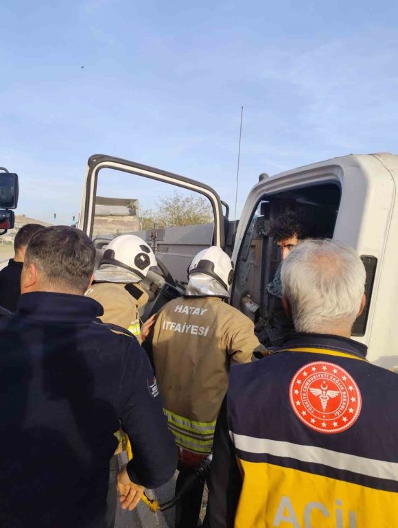 ANTAKYA’DA TRAFİK KAZASI: 1 YARALI