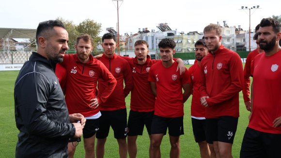 KEPEZSPOR’UN YENİ TEKNİK DİREKTÖRÜ KEREM ŞERAS’TAN TARAFTARA ÇAĞRI