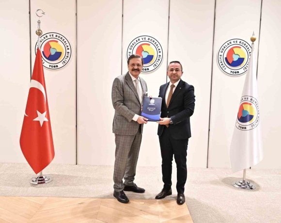 BAŞKAN GÜNGÖR, BAŞKAN HİSARCIKLIOĞLU’NA DOSYA SUNDU