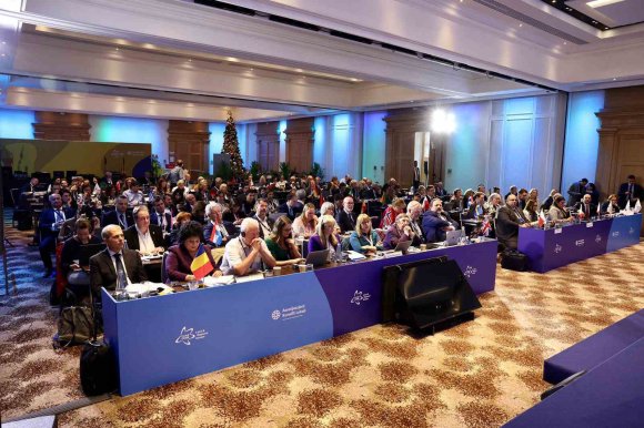 MURATPAŞA BELEDİYESİ, MALTA’DAKİ LİDERLER ZİRVESİ’NE KATILDI