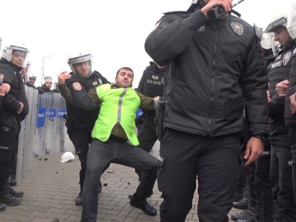 TAŞLI SOPALI TOPLUMSAL OLAYLARA KARŞI GERÇEĞİNİ ARATMAYAN MÜDAHALE TATBİKATI