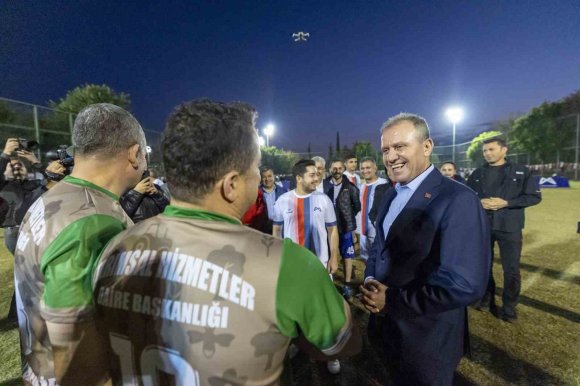 MERSİN BÜYÜKŞEHİR BELEDİYESİNİN BİRİMLER ARASI FUTBOL TURNUVASINA START VERİLDİ