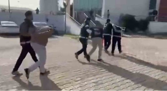 İSKENDERUN’DA MOTOSİKLET HIRSIZLIĞI ŞÜPHELİSİ 3 KİŞİ YAKLANDI