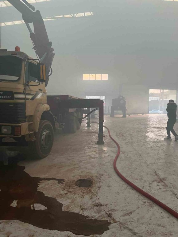 REYHANLI’DA FABRİKA YANGINI