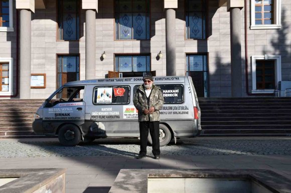 MANDALİNALARI MEHMETÇİĞE ULAŞTIRAN ELMACI DEDE, DÖRTYOL’A SELAMLA DÖNDÜ