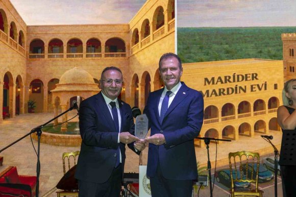 BAŞKAN SEÇER: "MERSİN’İ HERKES TAKDİR EDİYOR"