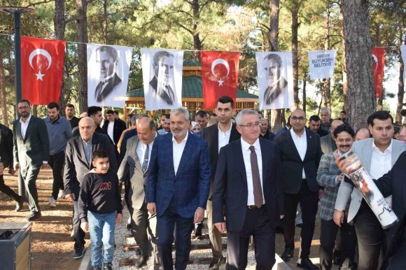 İSKENDERUN’A NEFES OLACAK 15 BİN METREKARELİK ORMAN PARKI’NIN AÇILIŞI GERÇEKLEŞTİRİLDİ
