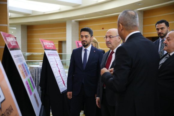 DİJİTAL DÜNYADA GÜVENLİ KALMAK - ADANA ZİRVESİ’NİN AÇILIŞI GERÇEKLEŞTİRİLDİ