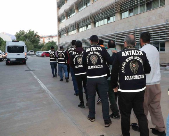 ANTALYA’DA MİLYONLUK DOLANDIRICILIK OPERASYONU