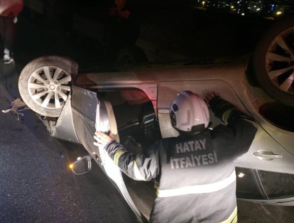 HASSA’DA TERS DÖNEN OTOMOBİLİN SÜRÜCÜSÜ YARALANDI