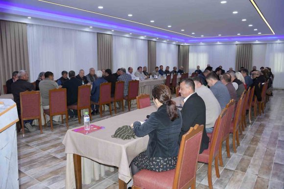 BOZYAZI’DA MUHTARLARLA İSTİŞARE TOPLANTISI