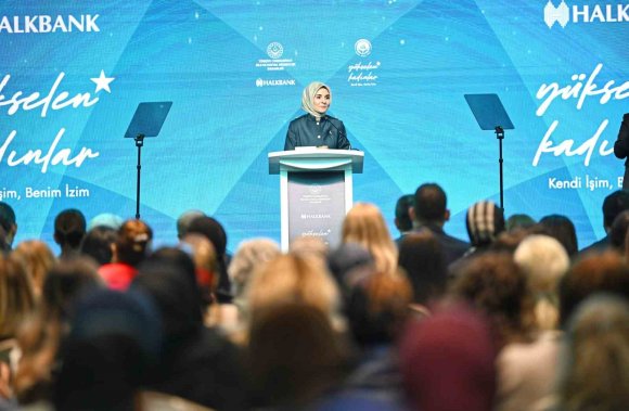 BAKAN GÖKTAŞ: "KADINLARIMIZ KALKINMANIN ASLİ FAKTÖRÜDÜR"