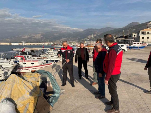 İSKENDERUN BALIKÇI BARINAĞINDA DENETİM GERÇEKLEŞTİRİLDİ