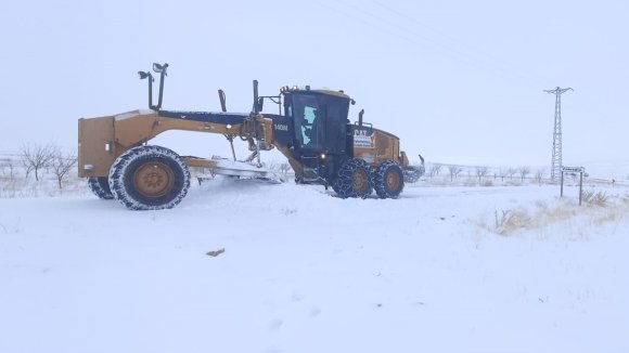 KAHRAMANMARAŞ’IN KUZEY İLÇELERİNDE KAR MÜCADELESİ