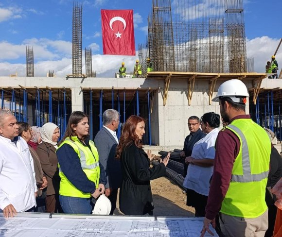 BOZYAZI’DA SAĞLIK ALTYAPISI GÜÇLENİYOR