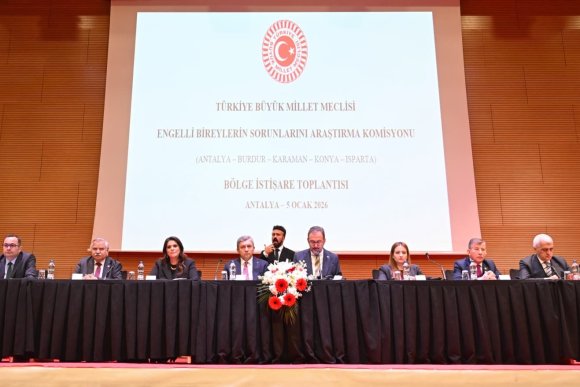 ENGELLİ BİREYLERİN YAŞADIĞI PROBLEMLER VE ÇÖZÜM ÖNERİLERİ MASAYA YATIRILDI