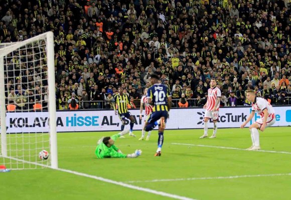 TURKCELL SÜPER KUPA’DA FİNALİN ADI GALATASARAY - FENERBAHÇE