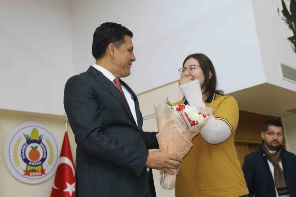 BAŞKAN ATLI: "KALBİNDEKİNİ AKLINA GETİRİP, AKLINDAKİNİ DİLİNLE İKNA EDEBİLMEK CESARET İŞİDİR"