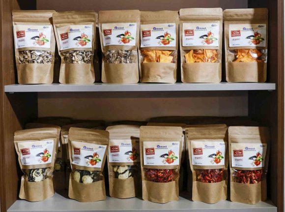 EKDAĞ’IN KURUTMA TESİSİNDE ÜRETİLEN ÜRÜNLER FUARDA TANITILDI