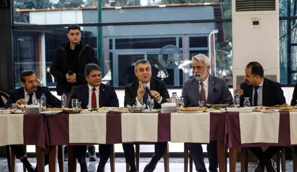 VALİ TOROS: "MERSİN, POTANSİYELİ VE GÜCÜYLE ÇOK KIYMETLİ BİR ŞEHİR"