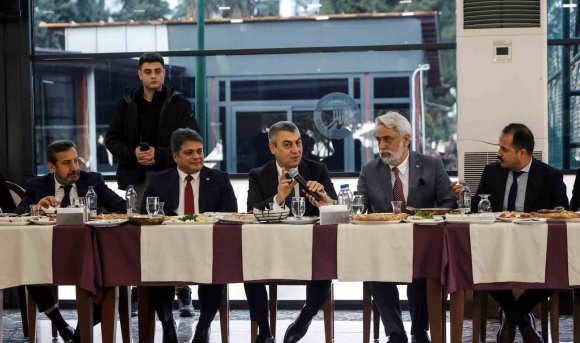 VALİ TOROS: "MERSİN, POTANSİYELİ VE GÜCÜYLE ÇOK KIYMETLİ BİR ŞEHİR"