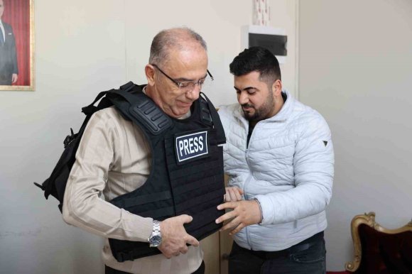 BAŞKAN YAPAR’DAN İHLAS HABER AJANSI EKİBİNE TEŞEKKÜR