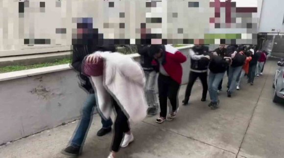 ADANA’DA UYUŞTURUCU OPERASYONU: 11 TUTUKLAMA