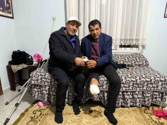 YOL KENARINDA BAŞLAYAN HÜZÜN, İNSANLIKLA MUTLULUĞA DÖNÜŞTÜ