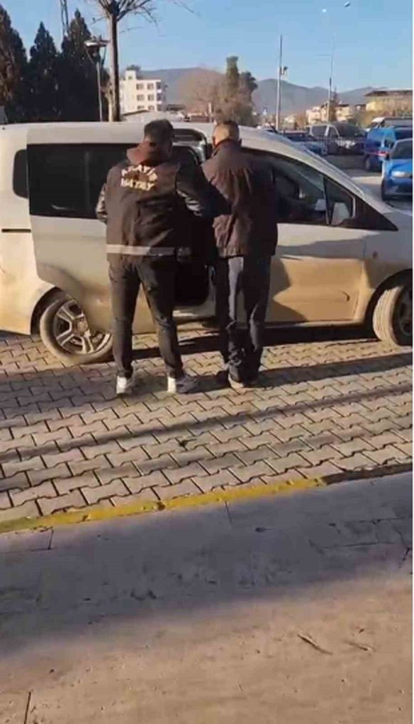 KIRIKHAN’DA İNŞAATTAN KABLO ÇALAN HIRSIZLIK ŞÜPHELİSİ TUTUKLANDI