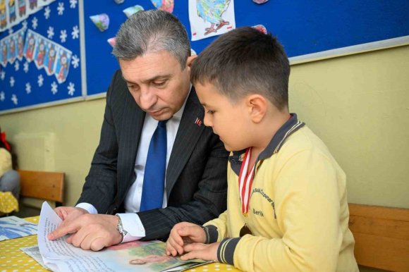 ANTALYA’DA 498 BİN 603 ÖĞRENCİ KARNE HEYECANI YAŞADI