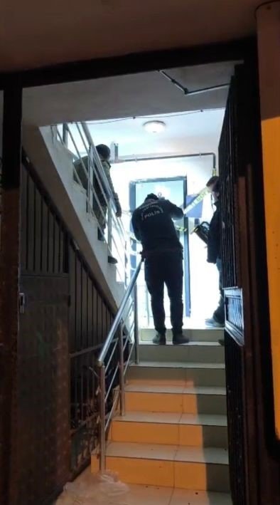 OSMANİYE’DE KOMŞU ZİYARETİ DÖNÜŞÜ ASANSÖR BOŞLUĞUNA DÜŞEN KADIN HAYATINI KAYBETTİ