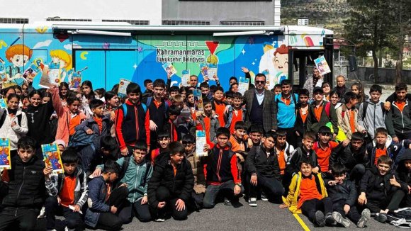 KAHRAMANMARAŞ’TA MOBİL KÜTÜPHANE KIRSAL BÖLGELERDE