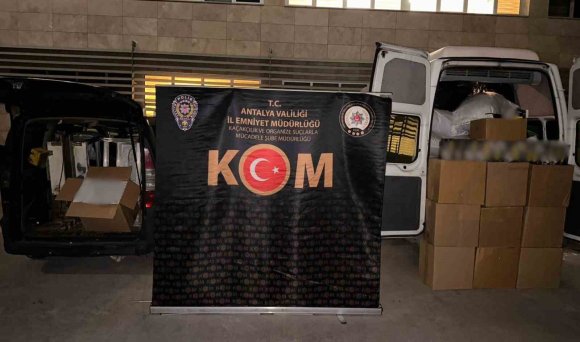 SUÇ ÖRGÜTÜ, ZİMMET, TARİHİ ESER VE KAÇAK ÜRÜN OPERASYONLARINDA 12 TUTUKLAMA
