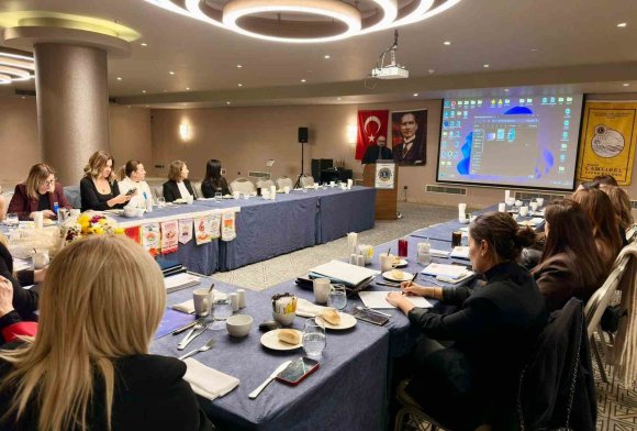 MERSİN’DE SÜRDÜRÜLEBİLİR İSTİHDAM İÇİN KARİYER MERKEZİ-STK BULUŞMASI