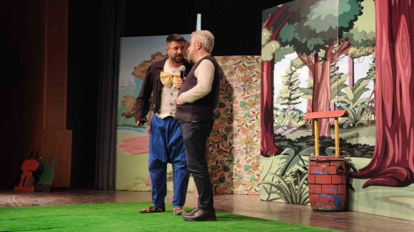 KAHRAMANMARAŞ BÜYÜKŞEHİR’DEN MİNİKLERE SANAT DOLU DAKİKALAR