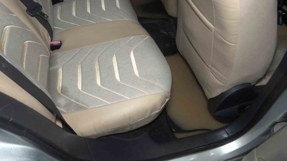 TAŞAN DERE NEDENİYLE SİTENİN BAHÇESİ VE ARAÇLAR SU İÇİNDE KALDI