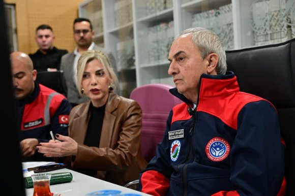 KOCAGÖZ: "YAPTIĞIMIZ İŞLER YÜZÜMÜZÜ KARARTMADI"