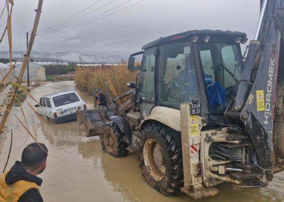 MERSİN’DE SELİN YARALARI SARILIYOR