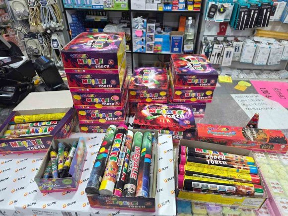 DÖRTYOL’DA; MAYTAP, HAVAİ FİŞEK, MEŞALE SATIŞI YAPANLAR DENETLENDİ