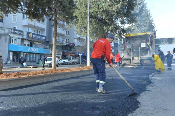 KAHRAMANMARAŞ’TA YOL BAKIM VE ONARIM ÇALIŞMALARI