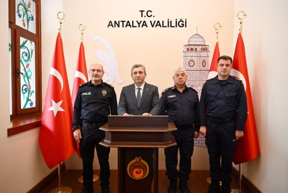 ANTALYA VALİSİ ŞAHİN: "OTOBÜS KAZASINDA RAPOR HENÜZ ÇIKMADI"