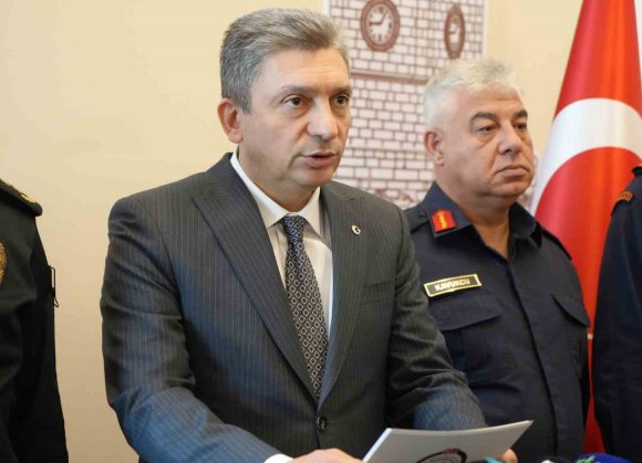 ANTALYA VALİSİ ŞAHİN: "OTOBÜS KAZASINDA RAPOR HENÜZ ÇIKMADI"