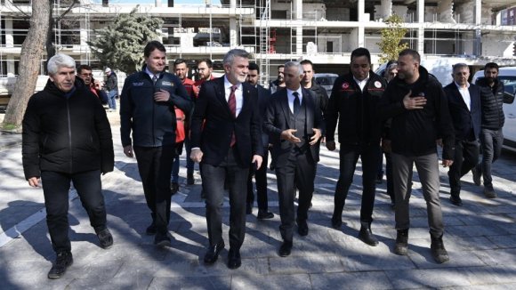 BAŞKAN GÖRGEL "HEMŞEHRİLERİMİN DESTEĞİYLE KAHRAMANMARAŞ YENİDEN YÜKSELİYOR"