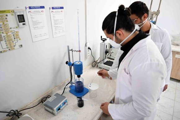 MERSİN BÜYÜKŞEHİR BELEDİYESİNİN KALİTE LABORATUVARI AKREDİTASYON ALDI