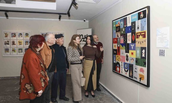 MERSİN’DE ‘SİNEMANIN İLHAM VEREN ANILARI’ SERGİSİ AÇILDI