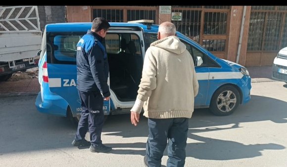 YANGINDA EVİ KULLANILAMAZ HALE GELEN VATANDAŞ OTELE YERLEŞTİRİLDİ