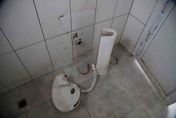 MERSİN’DE PARKA ÇİRKİN SALDIRI